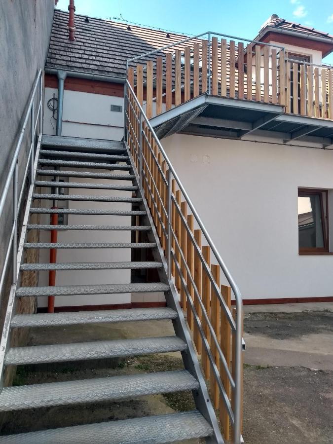 Apartmany Lono Jičín Екстериор снимка