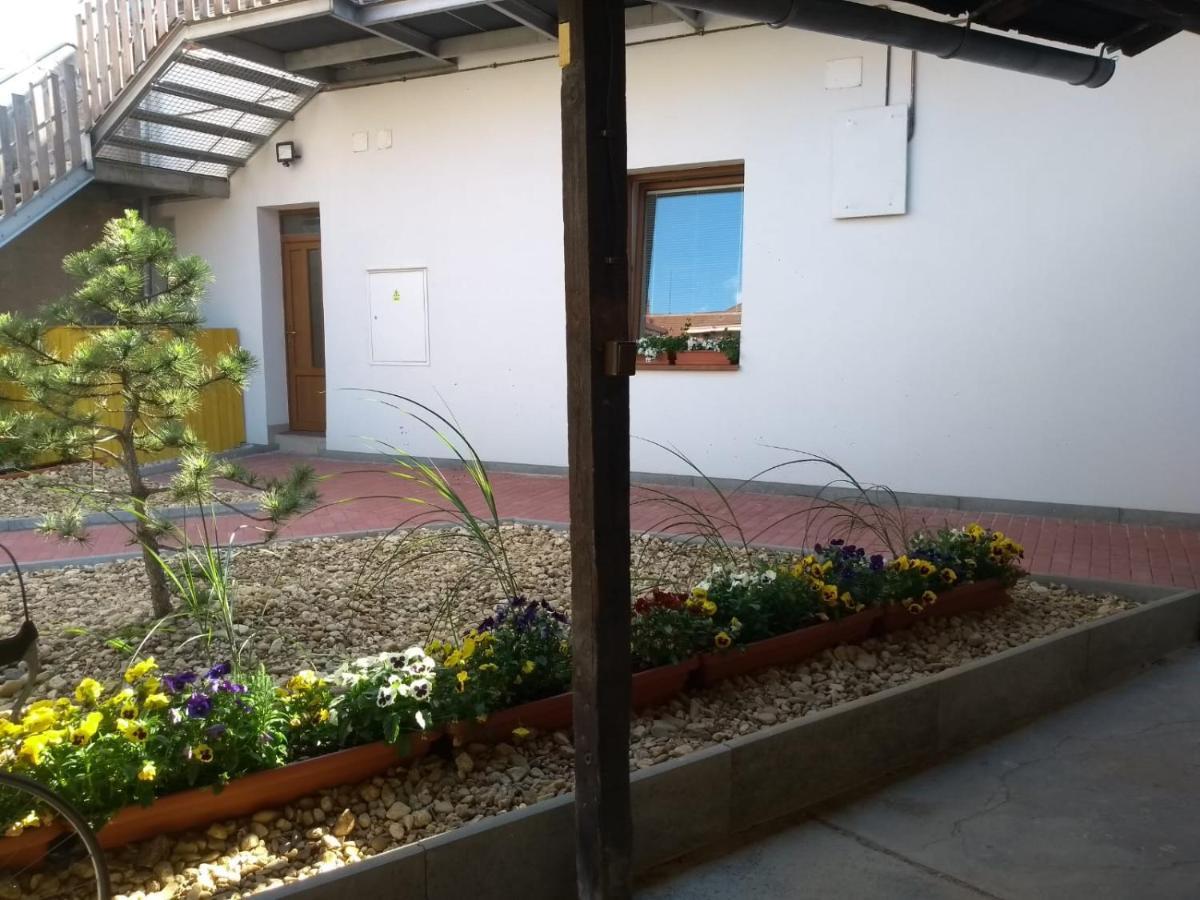 Apartmany Lono Jičín Екстериор снимка